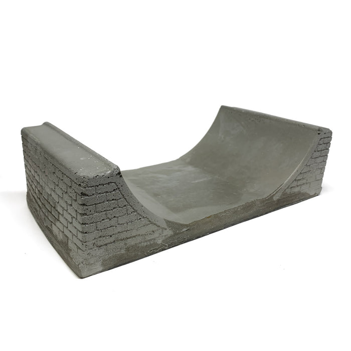 Victory Concrete Halfpipe